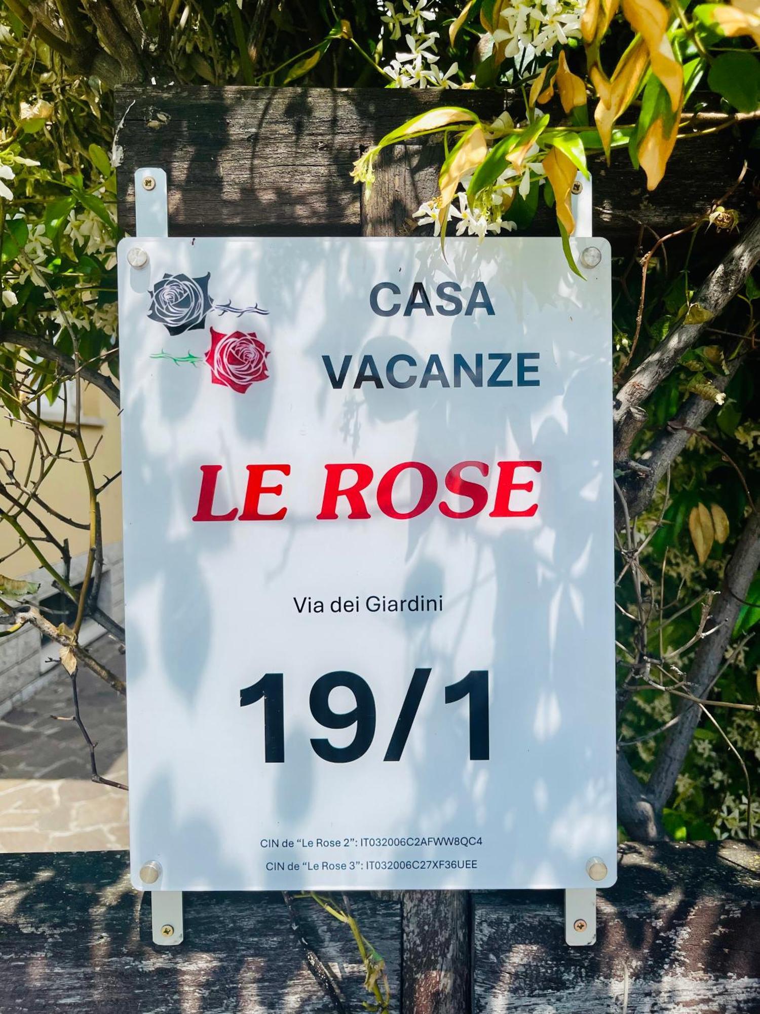 Le Rose Apartment Trieste Luaran gambar