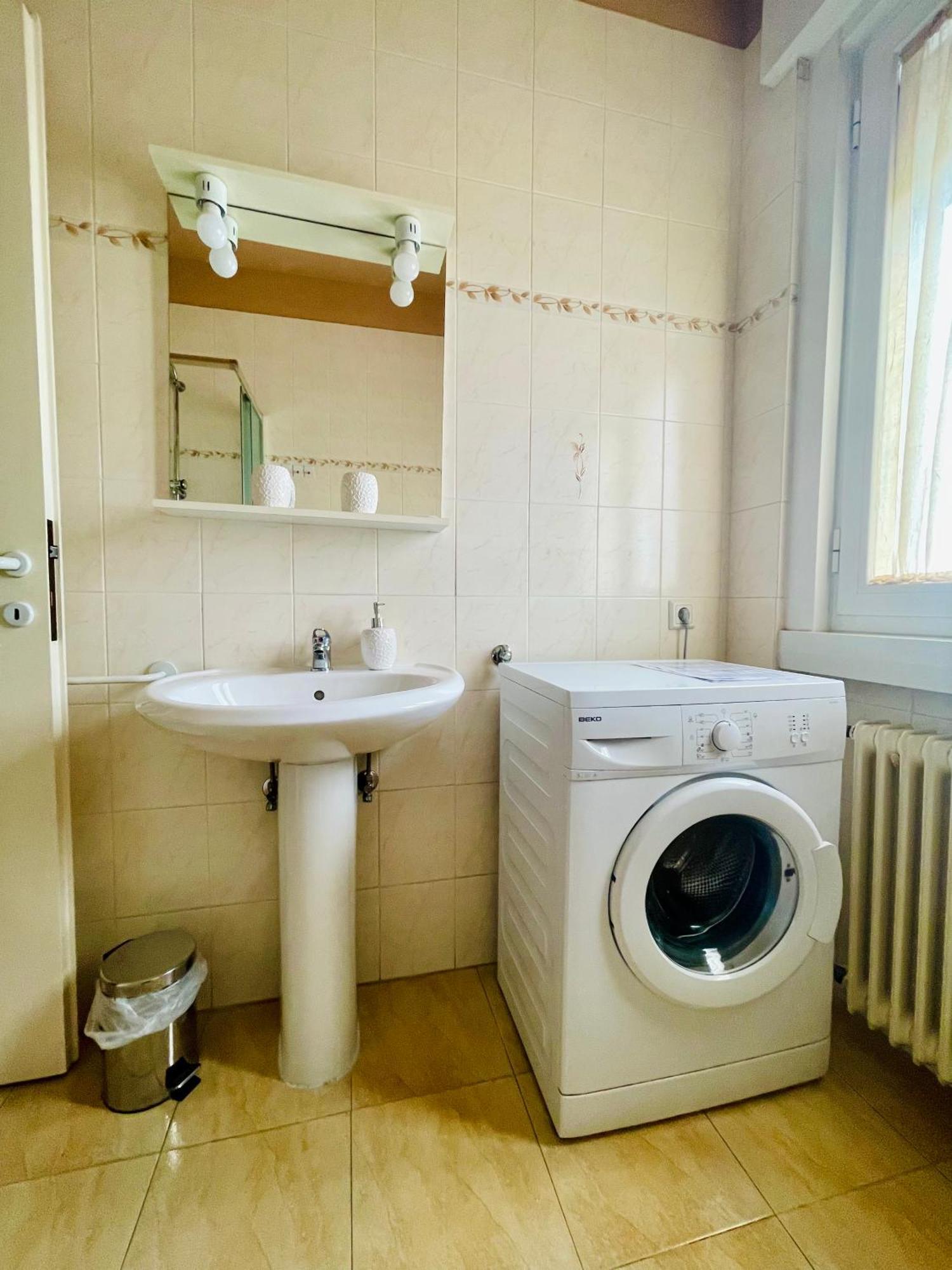Le Rose Apartment Trieste Luaran gambar